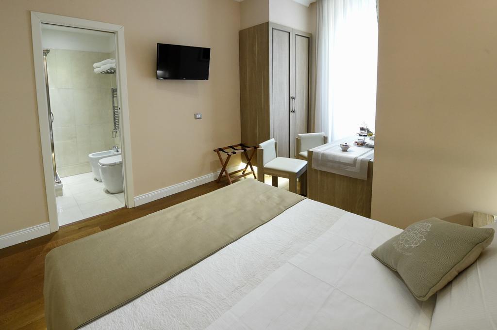 Domus Clara Affittacamere Roma